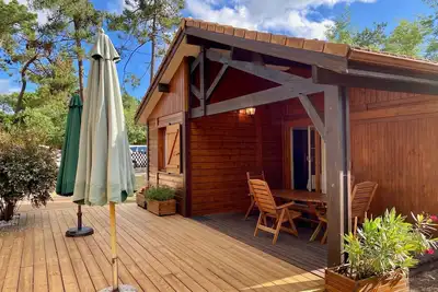 Image de Joli chalet avec jardin, dans une plage idéale et un emplacement central