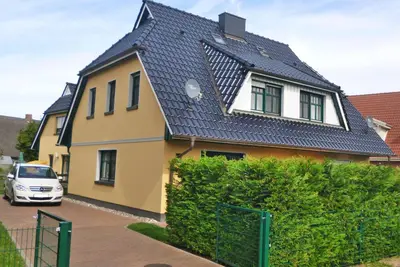 Image de endroit calme, à 15 minutes de la plage et de la jetée, installations modernes, 100 m², cheminée