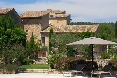 Image de Bergerie 18ème, entièrement rénovée et décorée avec charme.