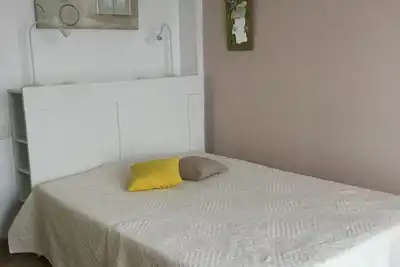 Image de Grand studio de cassis  vue imprenable sur vignoble proche  mer  et calanque