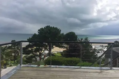 Image de Maison contemporaine vue mer exceptionnelle, plage à deux minutes