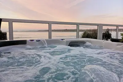 Image de Appartement exceptionnel vue mer les pieds dans l'eau Spa