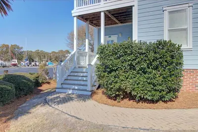 Image de The Never Sail Townhome à Southport en Caroline du Nord