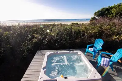 Image de Ocean Front Home sur une plage de sable près de Yachats! Dog Friendly! Nuit Gratuite!