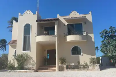 Image de Beachhouse privé sur une plage sauvage