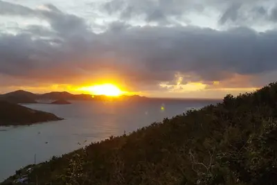 Image de Jolie Villa De 2 Ch Avec Piscine Et Vue Inestimable