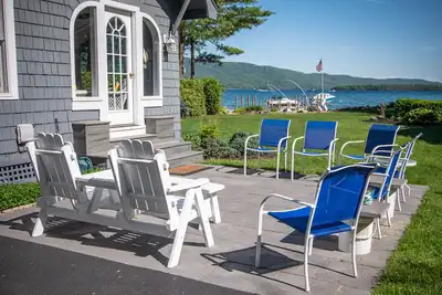 Image de Lake George Ny, Bolton Landing, bord de l'eau, avec quai, maison privée