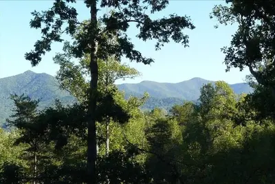 Image de Chalet récent avec vue sur la montagne, près des lacs, Golf