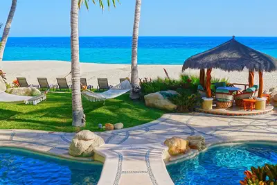 Image de Domaine spectaculaire sur la plage, 7 chambres, Casa Las Rocas