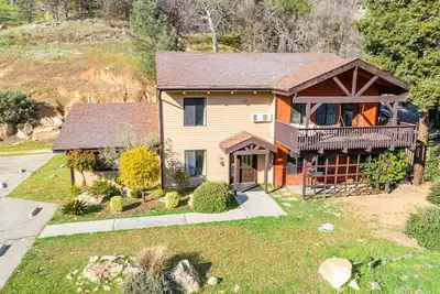 Image de Oasis rustique de Yosemite (8 chambres)