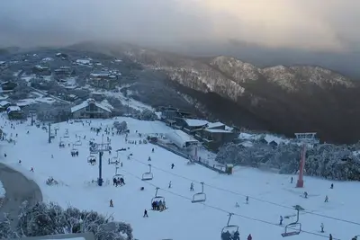 Image de A701 Twin Towers: Mt Buller Village: Ski In / SkOut