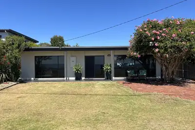 Image de The Esplanade Beach House