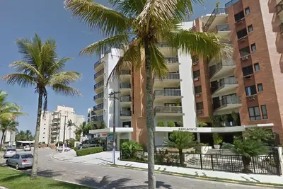 Image de Riviera Par la plage Loisirs complets (piscine, gymnase, sauna, internet).