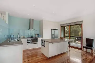 Image de Les golfeurs et les amateurs de sources chaudes - Sur un terrain ouvert et à côté des sources chaudes