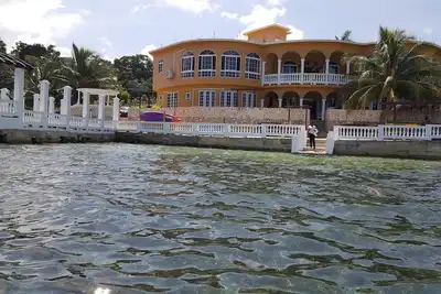 Image de Waters Edge Villa Serenity à son meilleur
