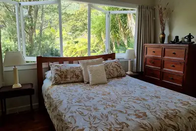 Image de Coromandel Eco Sanctuary - Privé et paisible Jardin / Bush - 3 Ensuites