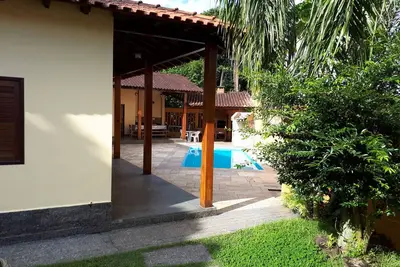 Image de Bertioga, Piscine, Climatisation, Cond. FERMÉ Costa Do Sol, à 90 mètres de la plage