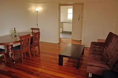 Image de Grand Appartement 2 Chambres avec Balcon Rockdale