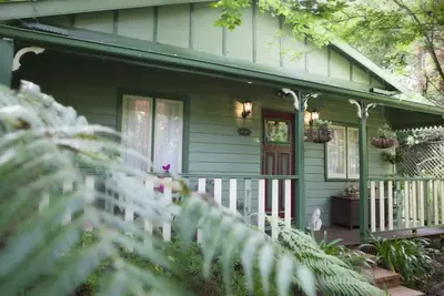 Image de Strawberry Patch - Un refuge Leura Cottage