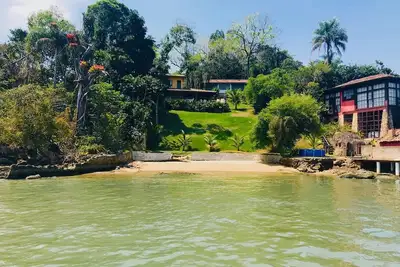 Image de Maison 3 suites Praia Particular sur Ilha do Araujo, avec vue sur Paraty