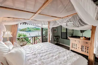 Image de 2 lits, A / C, Amazing Views, Sandy Galleon Beach, English Harbour, Wifi, Tv