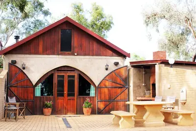 Image de Cellar Guesthouse - Outback Cellar Dubbo