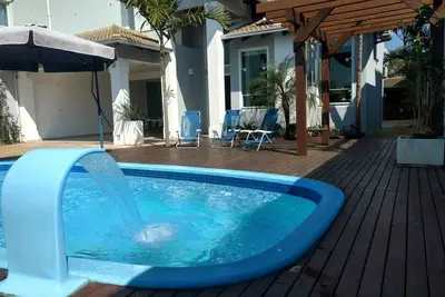 Image de Belle maison 4 suites avec piscine à 100 mètres de la plage de Mariscal avec piscine.