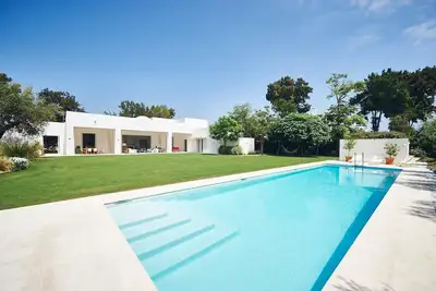Villa Soto Kings et Queens (personnel complet)<br>www. villasotokingsandqueens. com