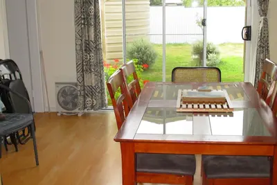 Image de 'Dolittle' dans Robe. (autonome)