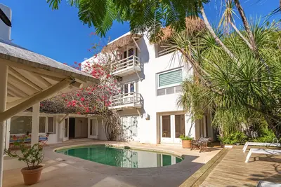 Image de Superbe 3br Villa à Playacar Fase 1