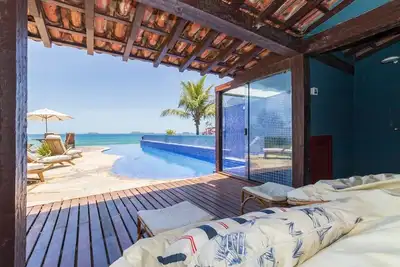 Image de Magnifique maison dans le sable de la plage de Geriba!