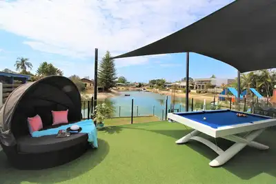 Image de ^^ Famille Broadbeach Abode ^^ Famille et animaux domestiques Broadbeach Hébergement