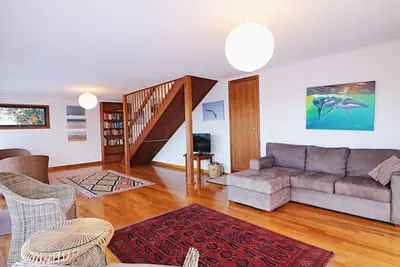 Image de The Tree House Eden - Maison de 3 chambres avec superbe cadre de brousse - 2+ nuits