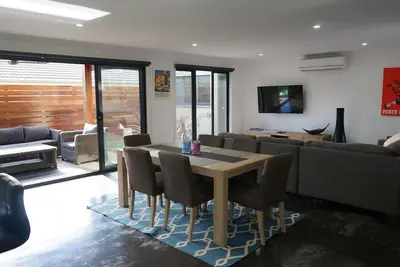 Image de Ben's Place - moderne et pratique