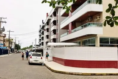 Image de Grand appartement près de la plage. Milieu familial et portier 24 heures.