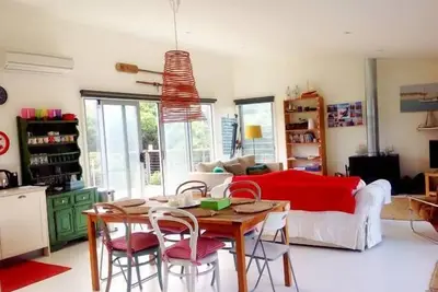 Image de Beachside Bliss parmi les dunes