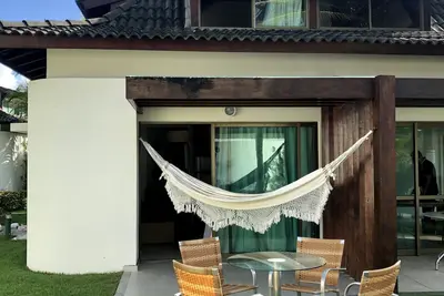 Image de luxueux bungalow dans la location Beach Resort