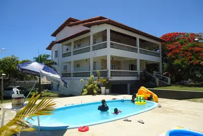 Image de Large Beach House 7/4 Suites Air Cond Piscine, Barbecue Green Tree Space