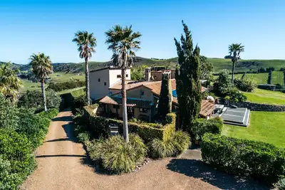 Image de Cypress Ridge Estate - Restez Waiheke