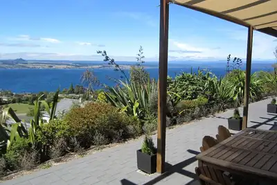 Image de Magique sur Mapara - Lake et vue sur la montagne