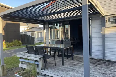 Image de Beau bach avec terrasse ensoleillée