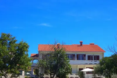 Image de Bel appartement avec balcon, Rab Island