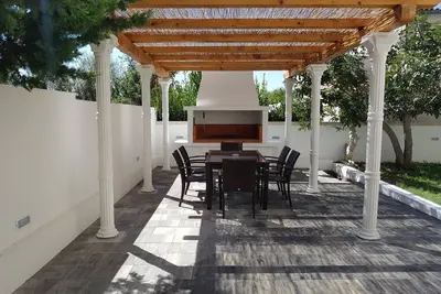 Image de Appartements confortables de 2 chambres à coucher - Appartements Elizabeta