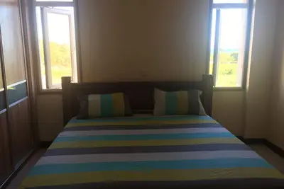 Image de Appartement avec vue sur la mer sereine