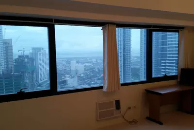 Image de Studio avec parking à Icon Plaza Bgc près de Fort Strip, prix nortiable