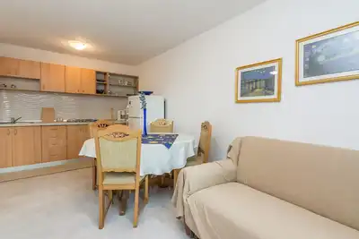 Image de Appartement récemment rénové pour 2 + 2