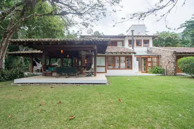 Image de Spectaculaire maison, sur le sable, dans le meilleur terrain de copropriété exclusive