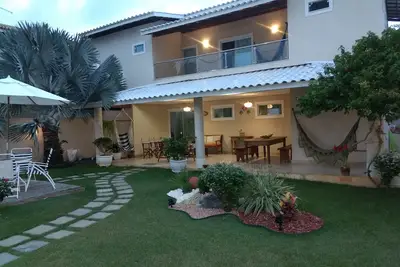 Image de Maison 4 Suites Confortable Dans Grand Condo Avec TRÈS Vert, Plage Et RIVIÈRE.