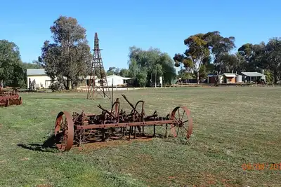 Le Old School Merriwagga