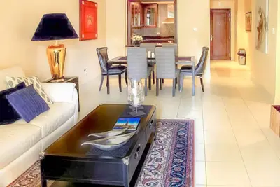 Image de 195-Enchanting 2 Bedroom In Old Town Dubai